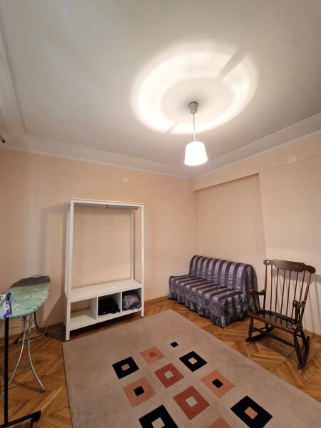 Gara de Nord, Paul Ionescu, vila interbelica, mobilat modern, 600 euro