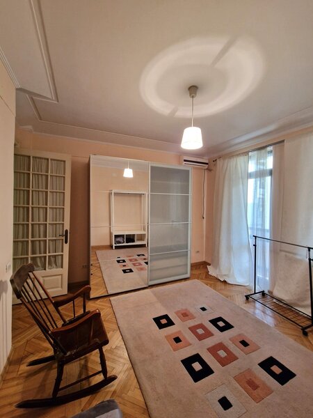 Gara de Nord, Paul Ionescu, vila interbelica, mobilat modern, 600 euro