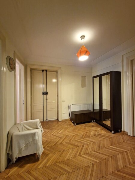 Gara de Nord, Paul Ionescu, vila interbelica, mobilat modern, 600 euro